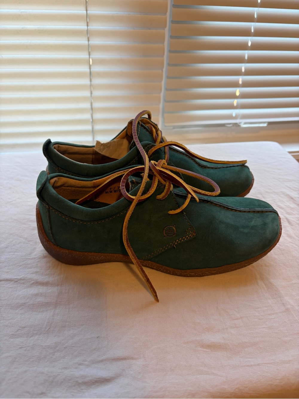 Born Sahara Nubuck Leather Shoe Lace Up Moccasin Women forest green women’s 7